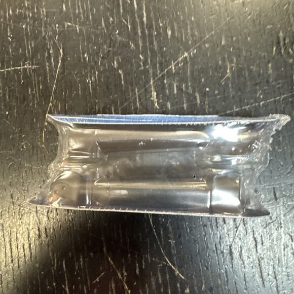 Oral-B iO Ultimate Clean Replacement Brush Heads 2 Pack - Black - Picture 4 of 4